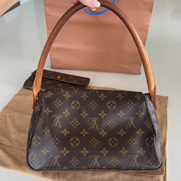 AUTHENTIC VINTAGE LOUIS VUITTON 90s 2000s Style Purse +wallet - Picture 8 of 16